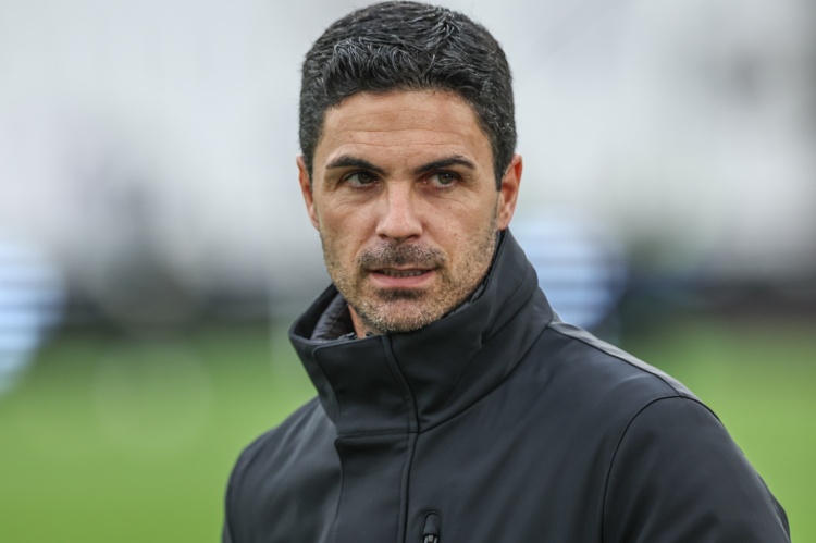 B体育平台-今夜能否跨过这道坎？阿森纳近8场半决赛0胜绩，2平6负仅攻入2球